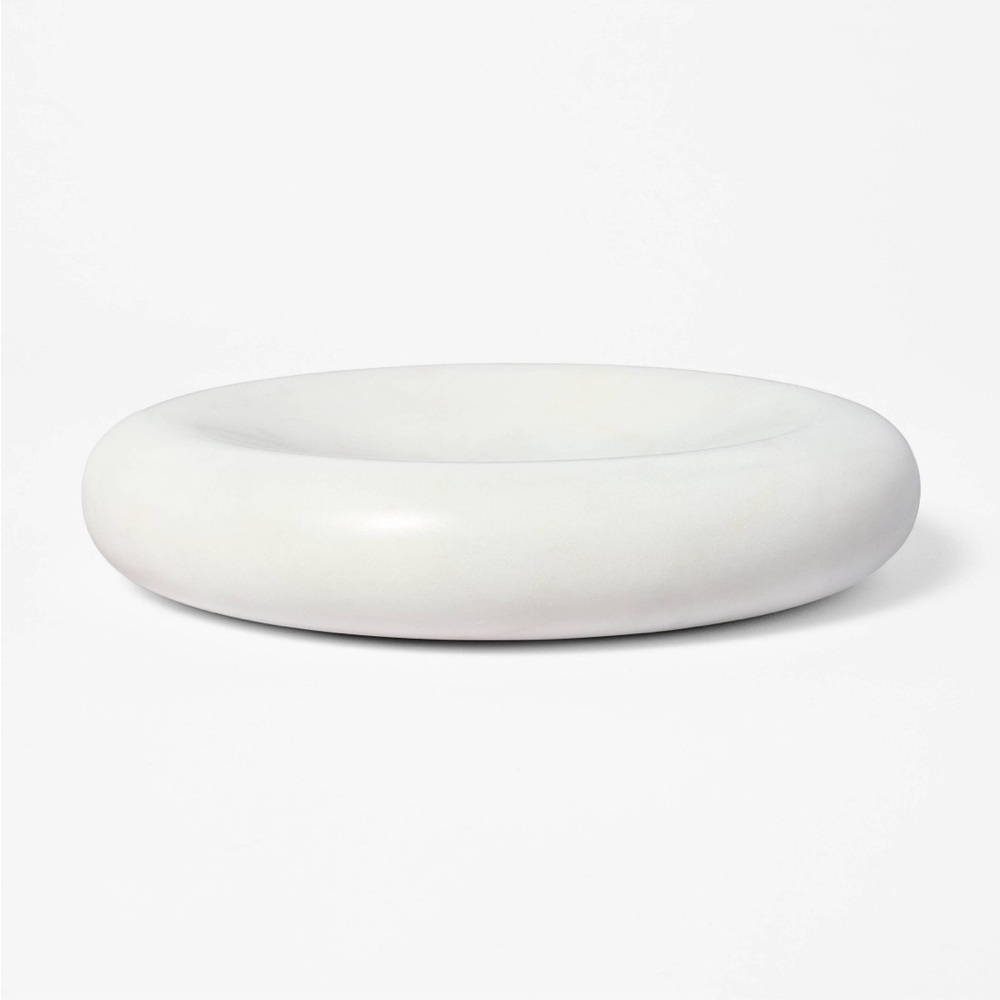 STUDIO MCGEE NWT marble white dish 8.03”w -white